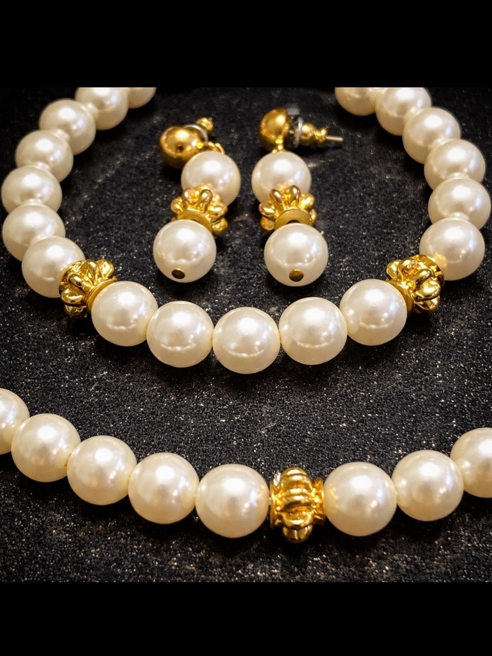 Necklace bracelet dangle drop earrings pearl gold statement, ladies vintage set